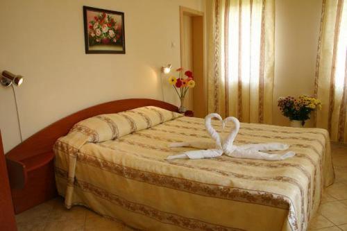 فارنا Hotel Focus المظهر الخارجي الصورة